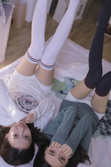 免费看吃胸膜奶18禁网站